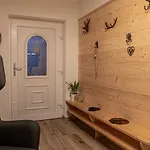Charivari Inzell, Chalet