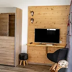 Charivari Inzell, * Inzell