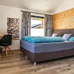 Charivari Inzell, * Inzell