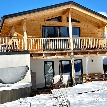 木屋 Charivari Inzell, 因泽尔