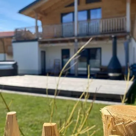 木屋 Charivari Inzell, 因泽尔