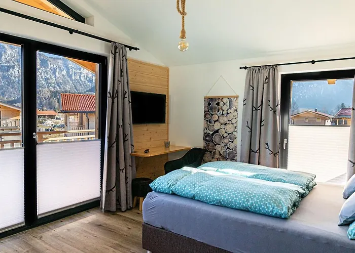 Charivari Inzell, * Inzell
