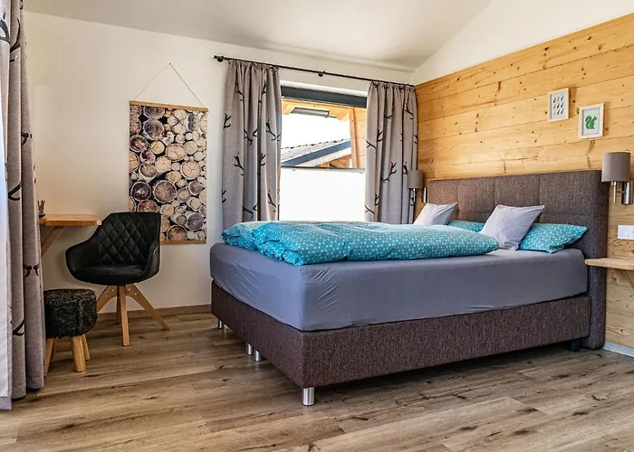 Charivari Inzell, * Inzell