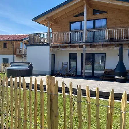 Chalet Charivari Inzell, *