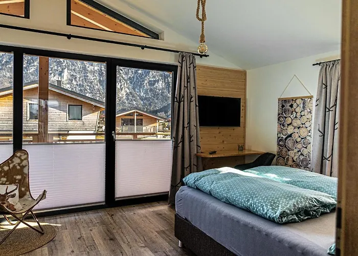 בקתה Charivari Inzell, *